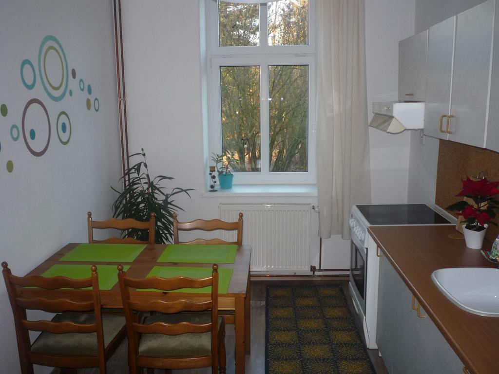 Mlade Buky 261 Apartman Kültér fotó