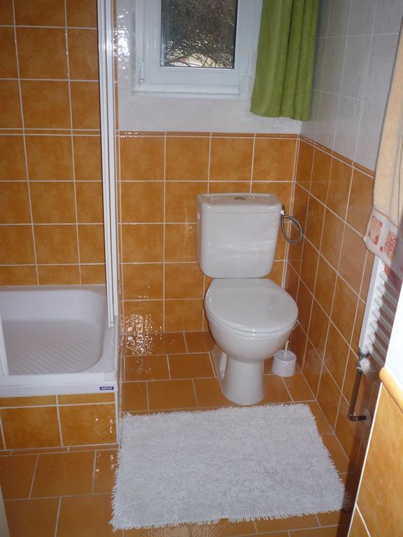 Mlade Buky 261 Apartman Kültér fotó